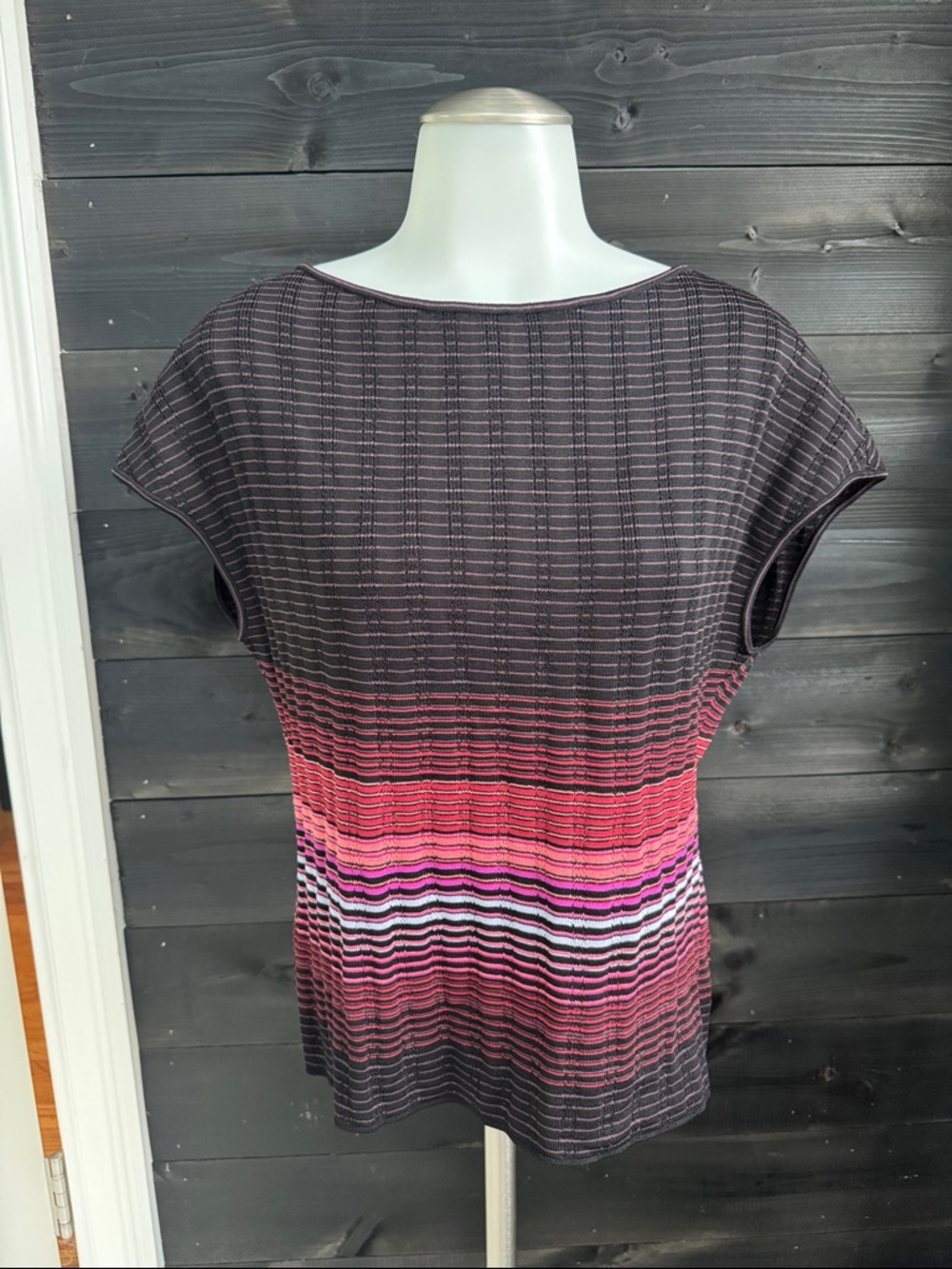 St. John Collection Engineered Ombré Rib Sweater Cap Sleeves Top Size small